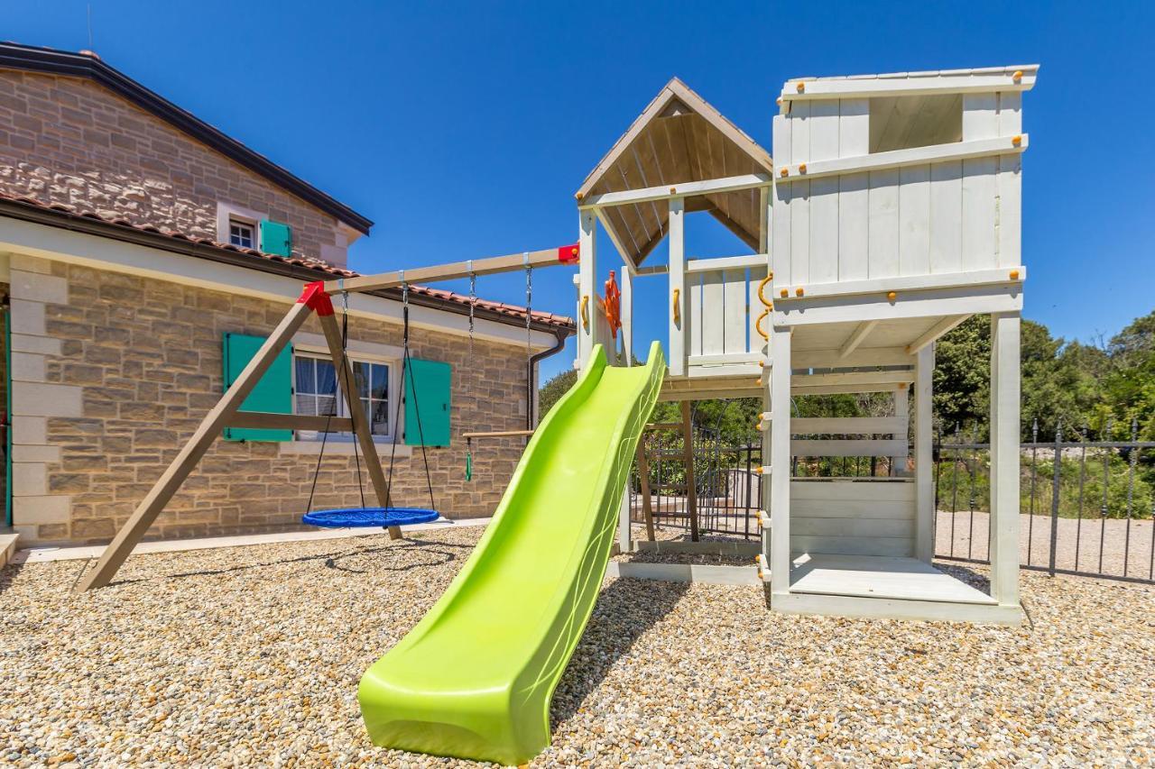 Holiday House Chiara Vrh  Экстерьер фото