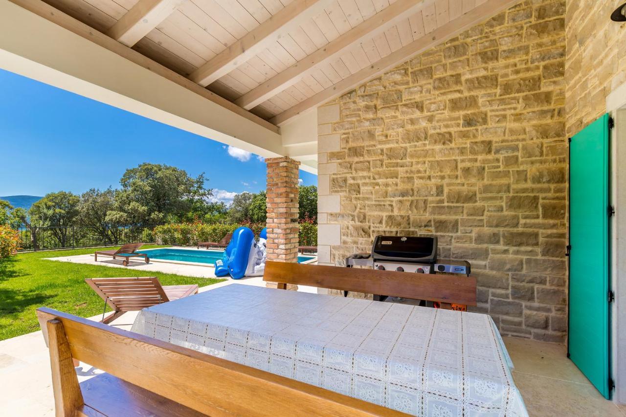 Holiday House Chiara Vrh  Экстерьер фото
