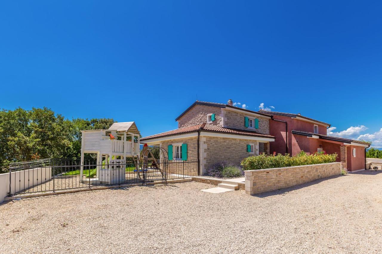 Holiday House Chiara Vrh  Экстерьер фото