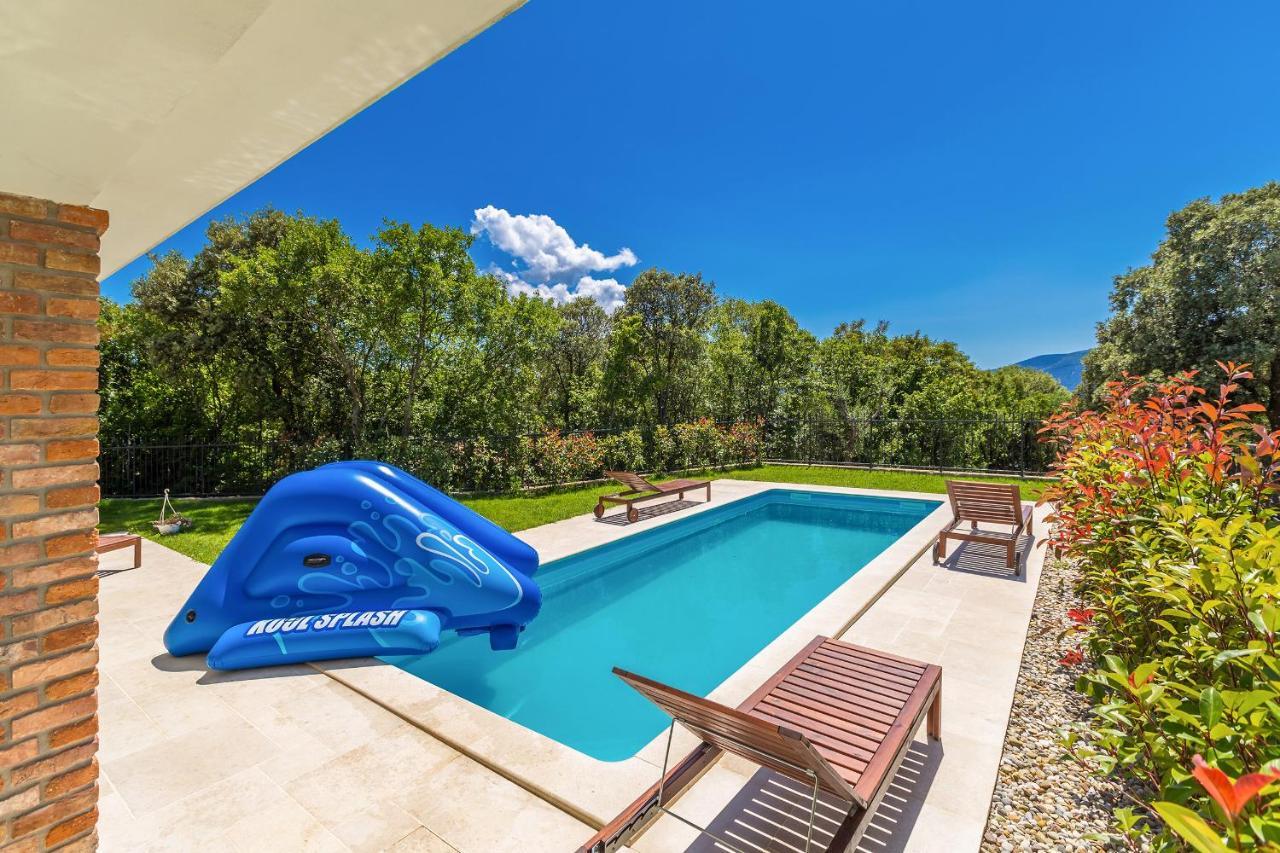 Holiday House Chiara Vrh  Экстерьер фото