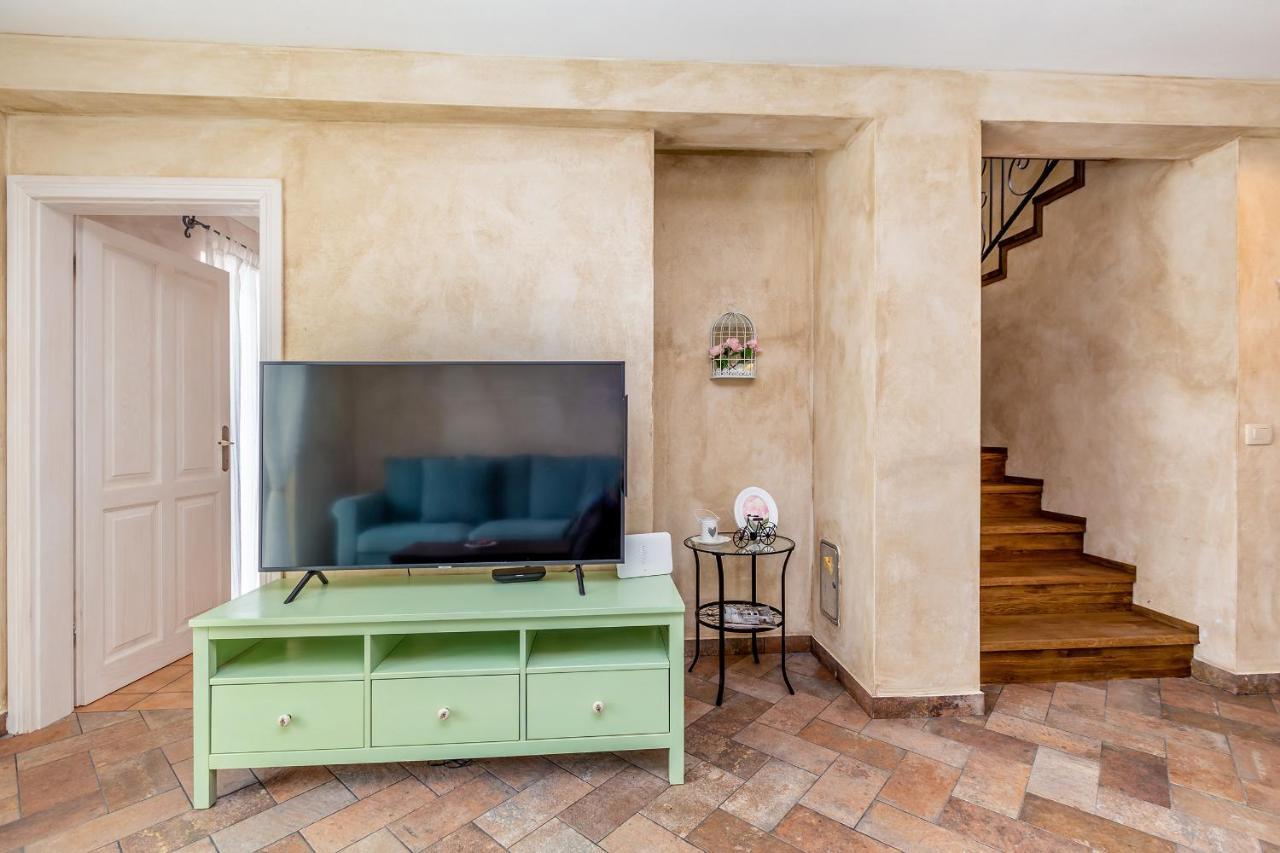 Holiday House Chiara Vrh  Экстерьер фото
