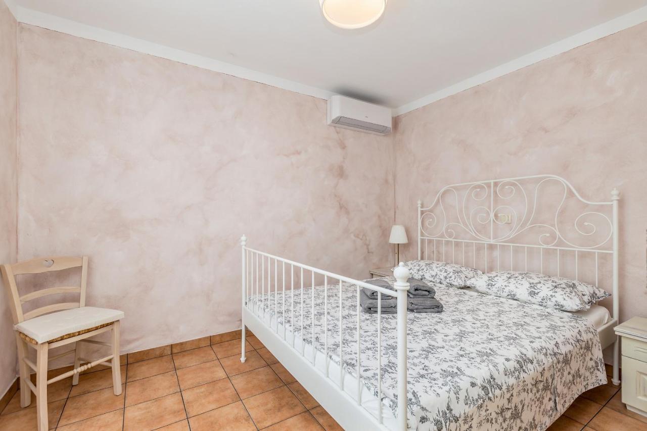 Holiday House Chiara Vrh  Экстерьер фото