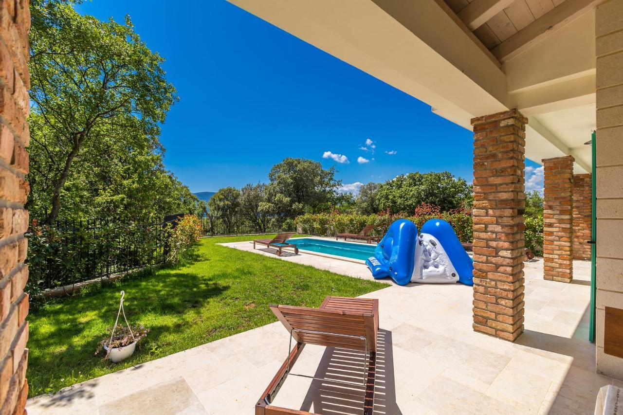 Holiday House Chiara Vrh  Экстерьер фото