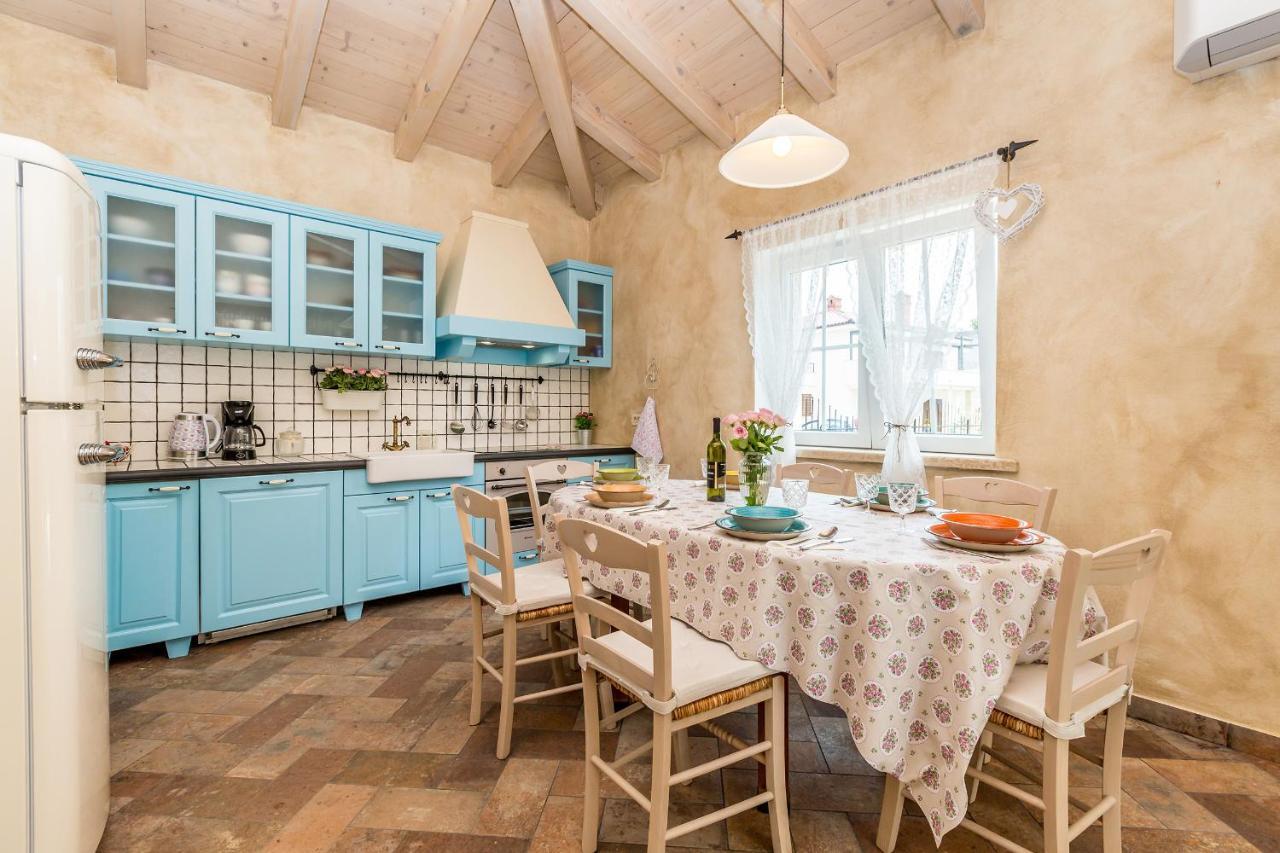Holiday House Chiara Vrh  Экстерьер фото